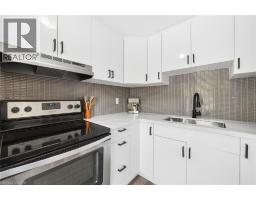 720 PARKVIEW Crescent - 13