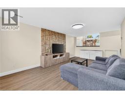 720 PARKVIEW Crescent - 24