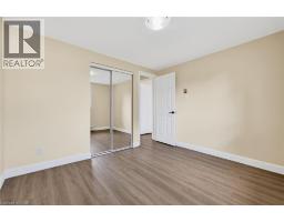 720 PARKVIEW Crescent - 34