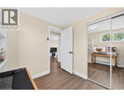 720 PARKVIEW Crescent - 36