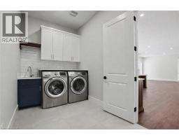 12 ALBERT Street - 17