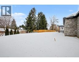 12 ALBERT Street - 25