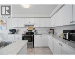 176 MACLACHLAN Avenue - 12