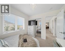 176 MACLACHLAN Avenue - 16