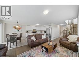 176 MACLACHLAN Avenue - 8