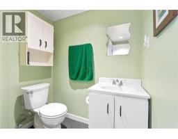 27 LEWIS Crescent - 26