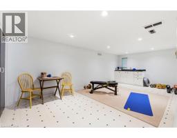 27 LEWIS Crescent - 27