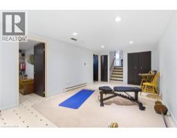 27 LEWIS Crescent - 28