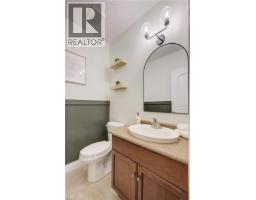 11 TREMAINE Drive - 44