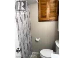 55 GRACEFIELD Crescent - 31