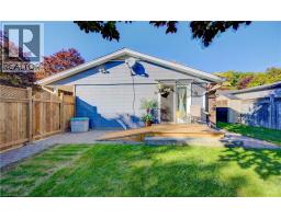 55 GRACEFIELD Crescent - 34