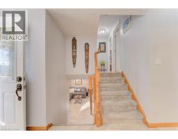 55 GRACEFIELD Crescent - 5