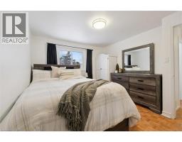 11 INGLESIDE Drive - 28