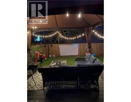 11 INGLESIDE Drive - 45