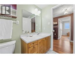 68 FAIRLAKE Drive - 16