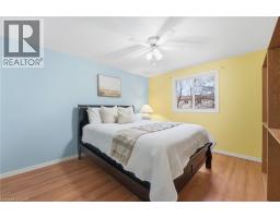 68 FAIRLAKE Drive - 18