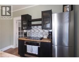 19 PAISLEY Heights - 19