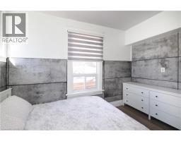 19 PAISLEY Heights - 23