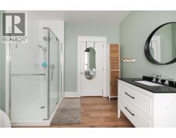 19 PAISLEY Heights - 30