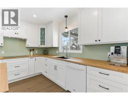 53 HINCKS Street - 10