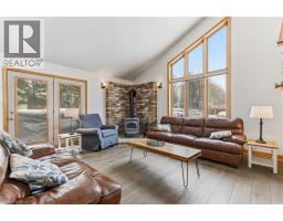 53 HINCKS Street - 15