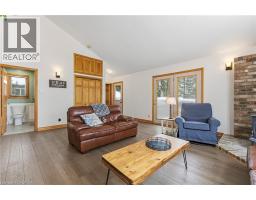 53 HINCKS Street - 16