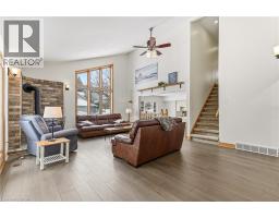 53 HINCKS Street - 18