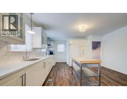 14 GRANDVIEW Street - 19