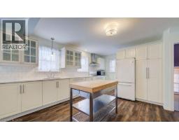 14 GRANDVIEW Street - 21