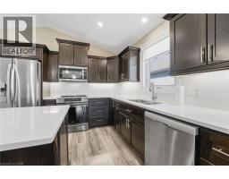 16 FORBES Crescent - 11