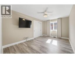 16 FORBES Crescent - 20