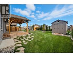 16 FORBES Crescent - 31