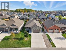 16 FORBES Crescent - 4