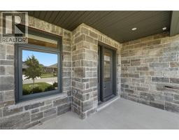 16 FORBES Crescent - 6