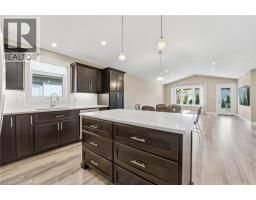 16 FORBES Crescent - 8