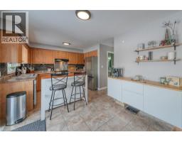 215 MUNNOCH Boulevard - 14