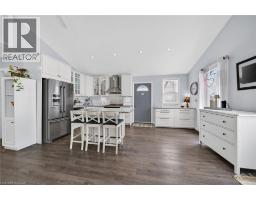 1040 LAKESHORE Road - 10