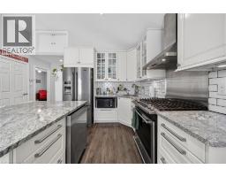 1040 LAKESHORE Road - 14
