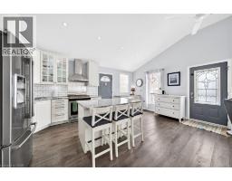 1040 LAKESHORE Road - 17