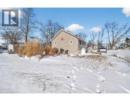 1040 LAKESHORE Road - 34