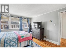 39 HENRY Street - 15