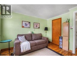 39 HENRY Street - 19