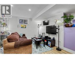 39 HENRY Street - 27