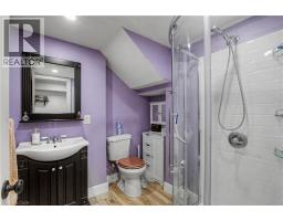 39 HENRY Street - 29