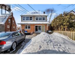 39 HENRY Street - 31