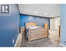 98 PEACHTREE Crescent - 32