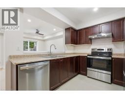 930 ZELLER Crescent - 10