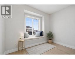 930 ZELLER Crescent - 25