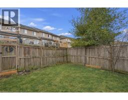 930 ZELLER Crescent - 33