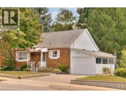 577 STIRLING Avenue S - 2